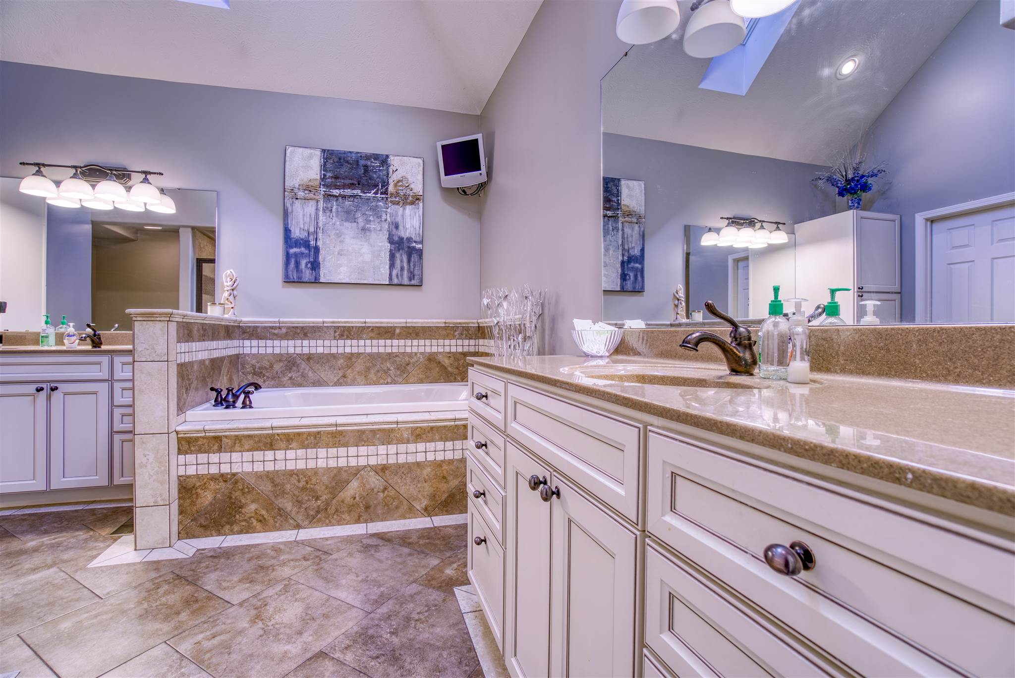 2533 Fuquay Road Newburgh, IN 47630 - Photo 11 of 36 Gallery Image 11
