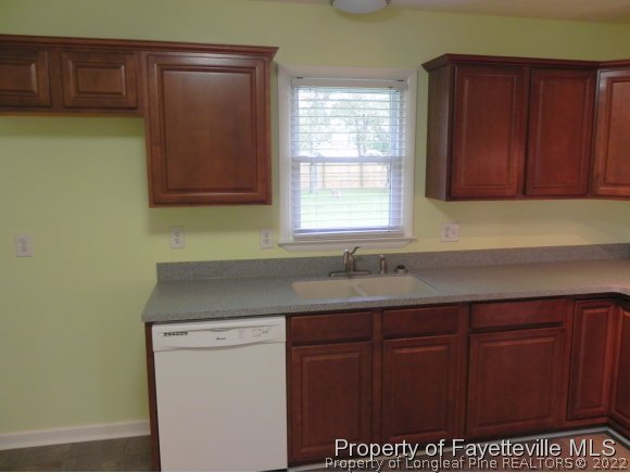 2702 Graham Road Fayetteville, NC 28304 - Photo 8 of 25 Gallery Image 8
