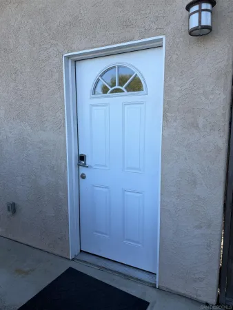 $1,500 | 4435 Summer Drive, Unit ROOM FOR RENT, Oceanside, CA 92056