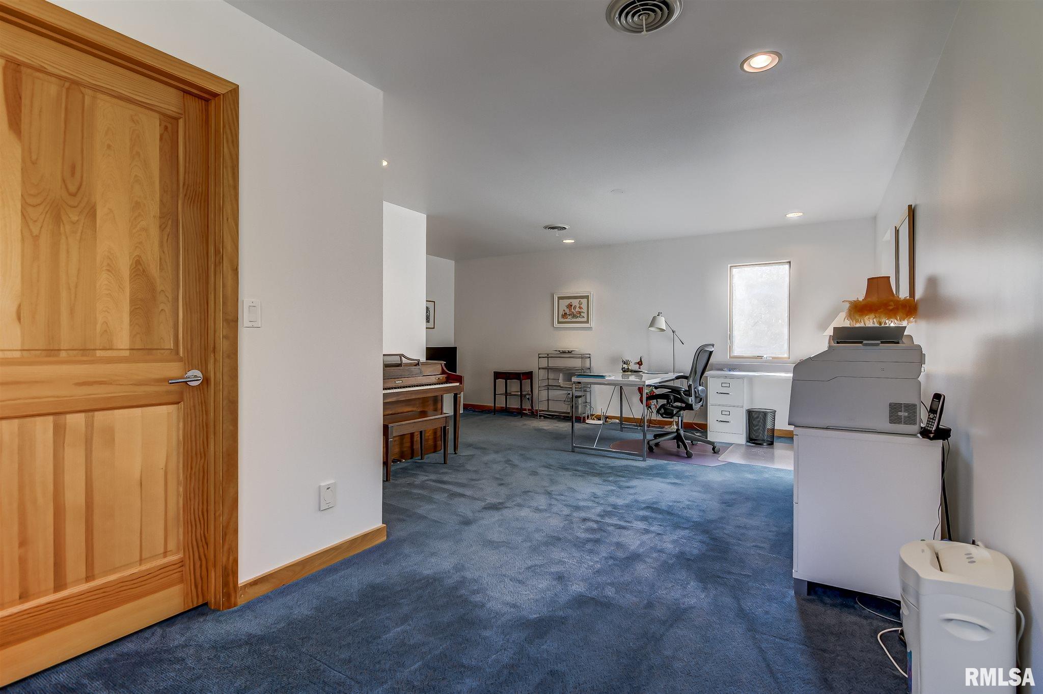 3839 Stone Road Springfield, IL 62707 - Photo 32 of 50
