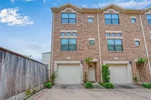 $2,000 | 8715 Meadowcroft Drive, Unit 1804, Houston, TX 77063