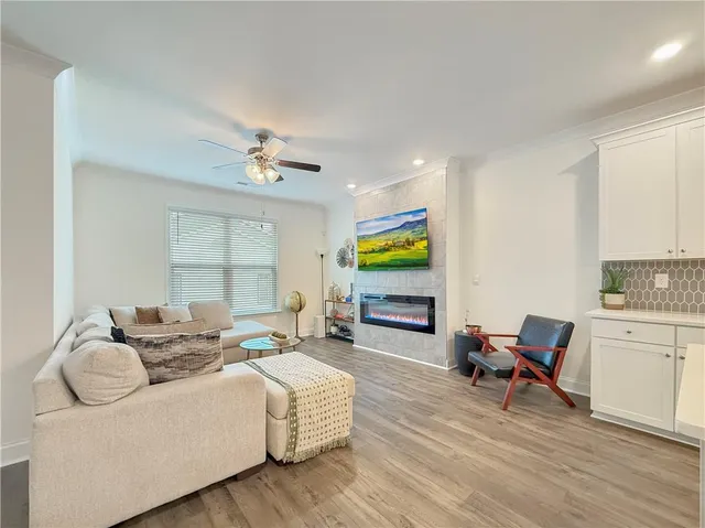 $3,600 | 1160 Kendron Lane, Unit 16, Atlanta, GA 30329