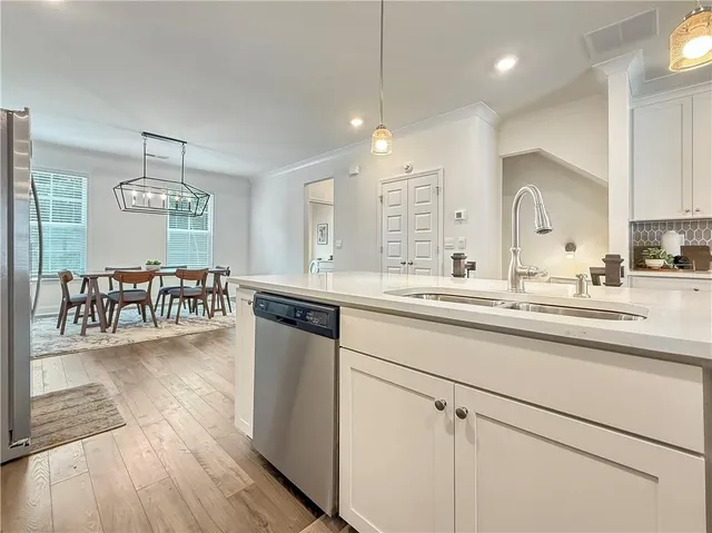 $3,600 | 1160 Kendron Lane, Unit 16, Atlanta, GA 30329