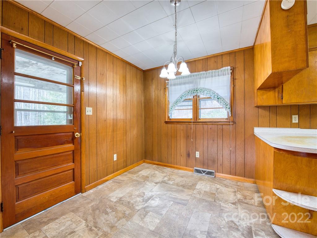 208 Balsam Ridge Road Waynesville, NC 28786 - Photo 10 of 25 a view of an empty room with a bathroom
