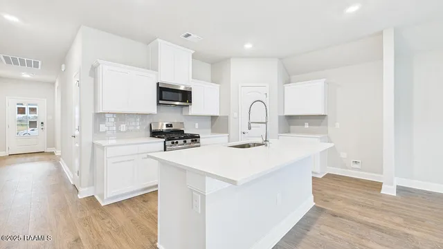 $266,000 | 110 Yonkers Drive, Lafayette, LA 70507