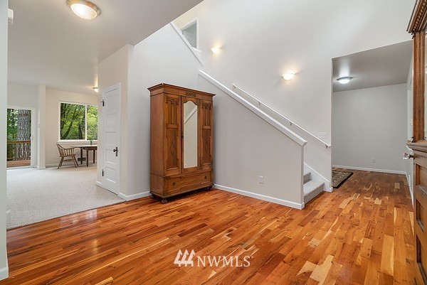 2424 Benson Road Southwest Olympia, WA 98512 - Photo 11 of 39 Gallery Image 11