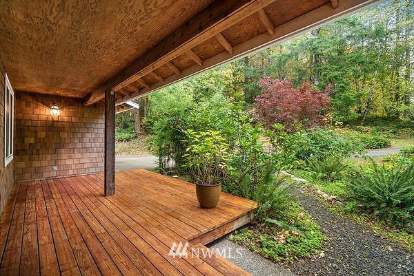 2424 Benson Road Southwest Olympia, WA 98512 - Photo 5 of 39 Gallery Image 5