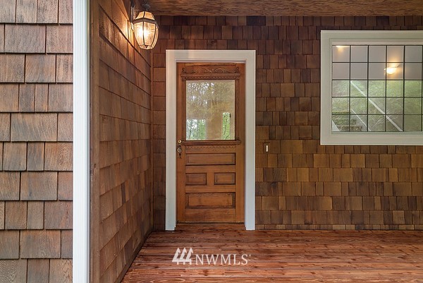 2424 Benson Road Southwest Olympia, WA 98512 - Photo 6 of 39 Gallery Image 6