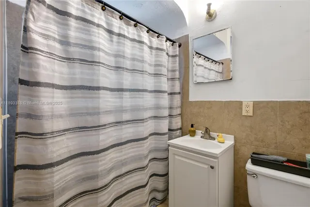 $1,299,999 | Normandy Isle, Miami Beach, FL 33141