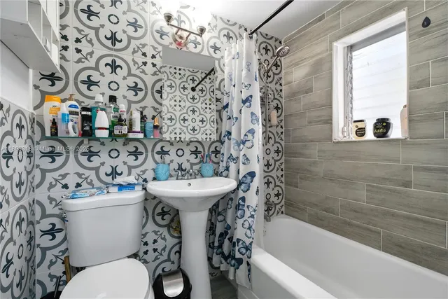 $1,299,999 | Normandy Isle, Miami Beach, FL 33141