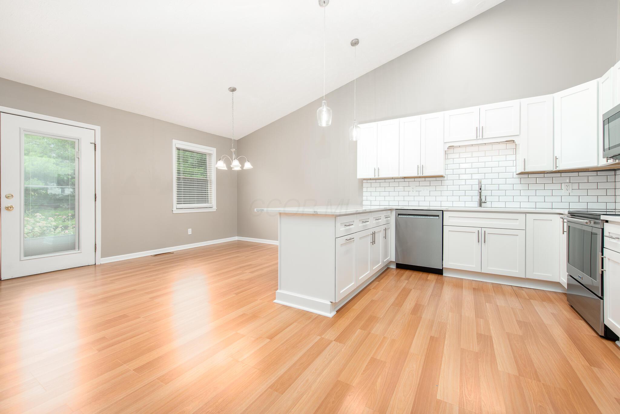 4914 Drayton Road Hilliard, OH 43026 - Photo 10 of 24 4914 Drayton Rd-10