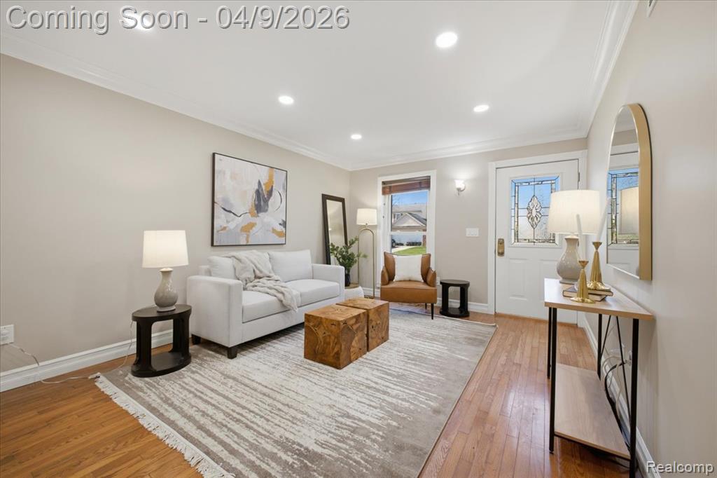 889 Hadley Road Rochester Hills, MI 48307 - Photo 8 of 54