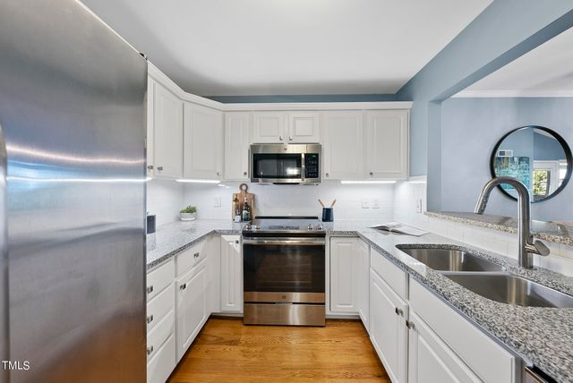 $392,000 | 1221 Westview Lane, Unit 305, Raleigh, NC 27605