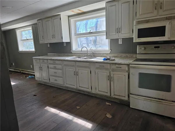 $70,000 | 708 Lookout Avenue, Charleroi, PA 15022