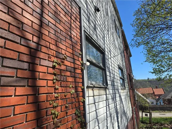$70,000 | 708 Lookout Avenue, Charleroi, PA 15022