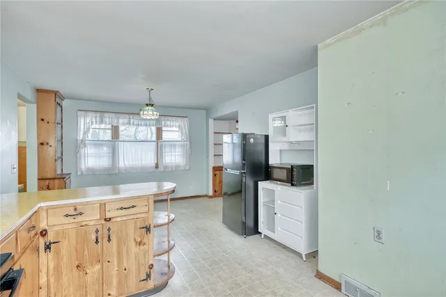 $173,100 | 44 Maplehurst Road, Irondequoit, NY 14617