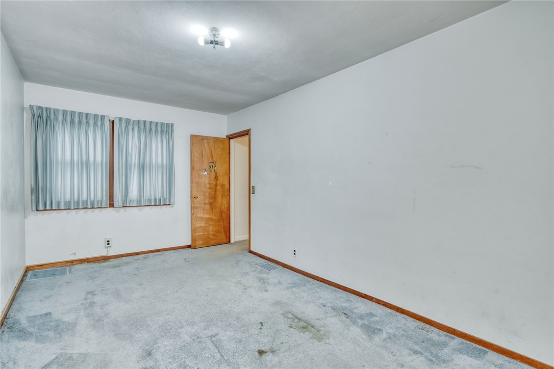 44 Maplehurst Road Irondequoit, NY 14617 - Photo 26 of 36