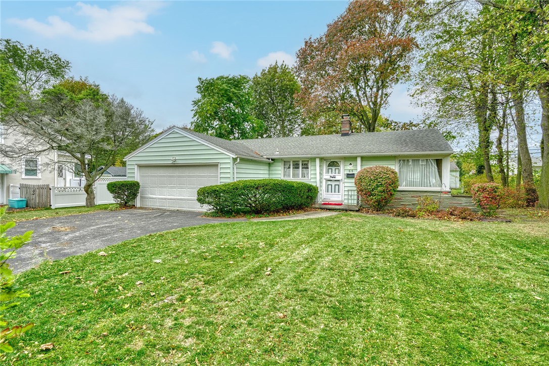 44 Maplehurst Road Irondequoit, NY 14617 - Photo 3 of 36