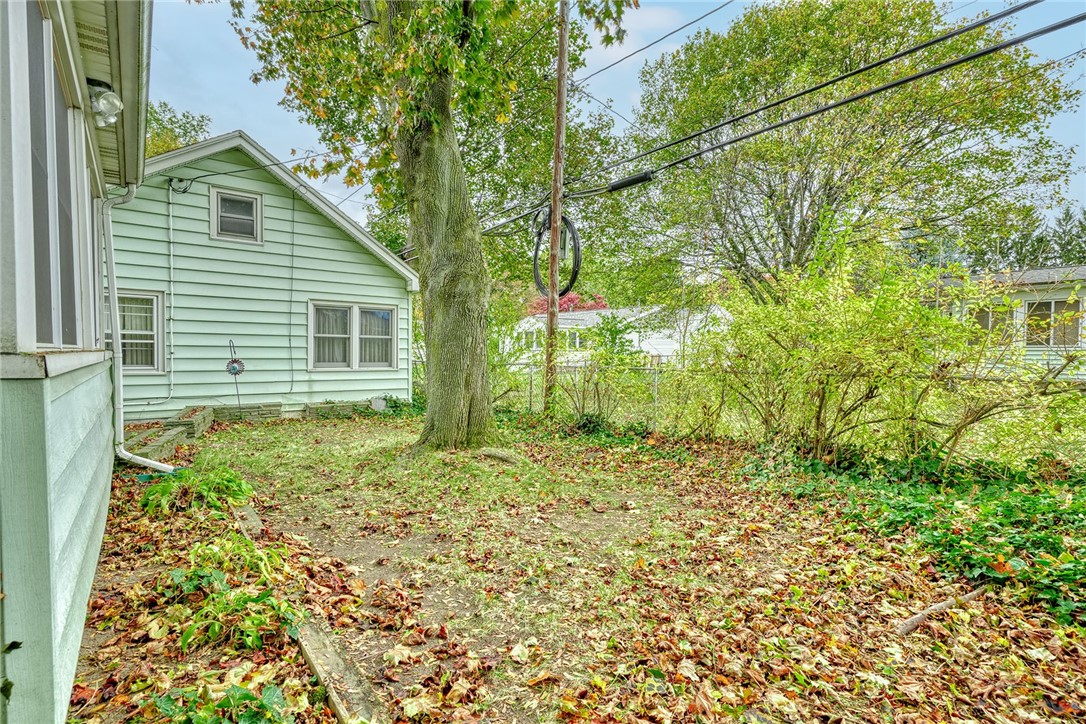 44 Maplehurst Road Irondequoit, NY 14617 - Photo 32 of 36