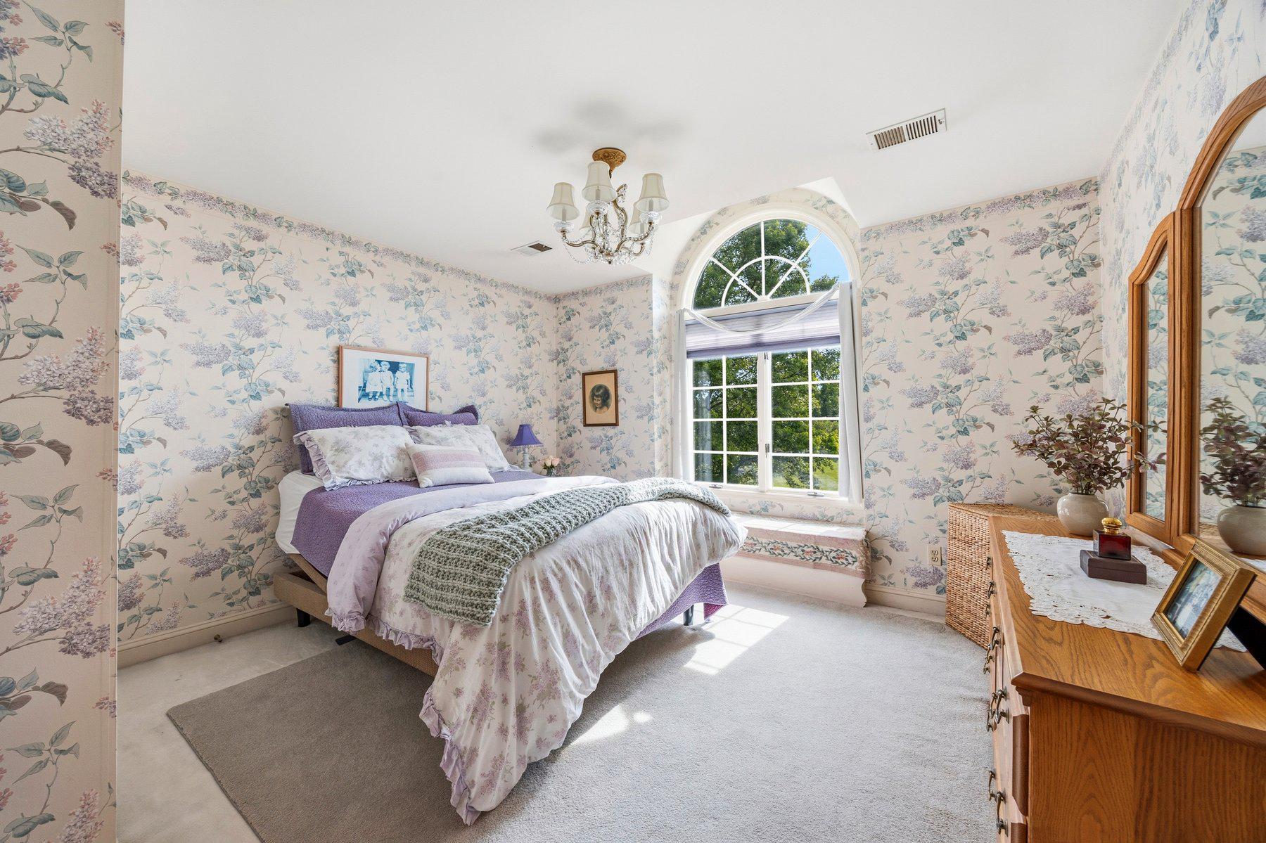 3625 Stansbury Mill Road Phoenix, MD 21131 - Photo 37 of 64 Bedroom 3 with Palladian window