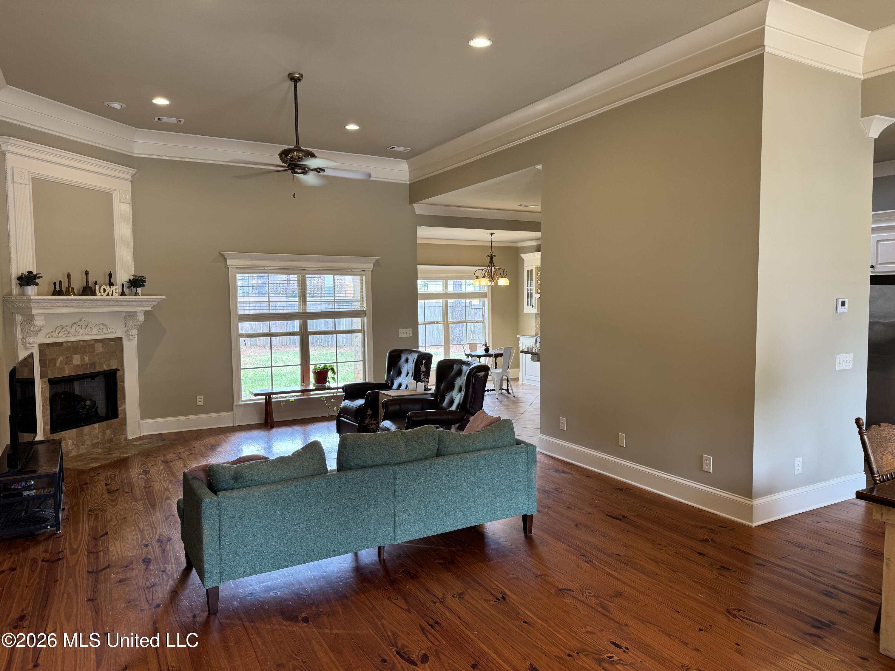 106 Elm Court Madison, MS 39110 - Photo 3 of 17 Image 03