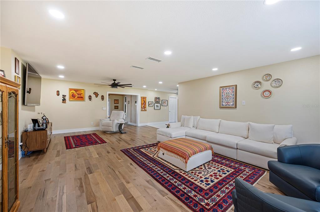 216 Corbett Road Lithia, FL 33547 - Photo 11 of 78