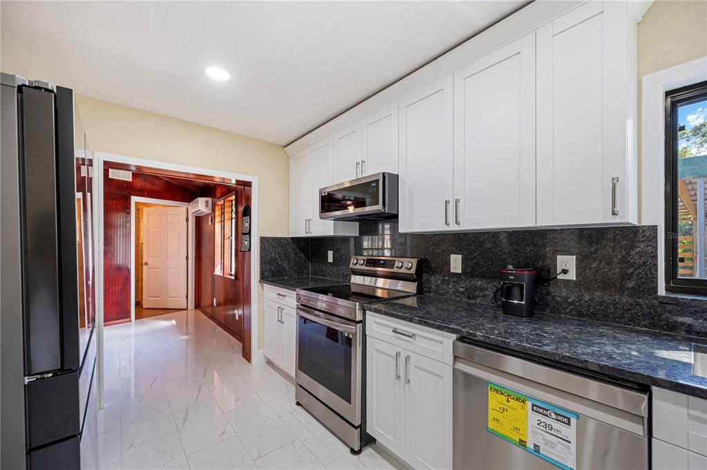 216 Corbett Road Lithia, FL 33547 - Photo 17 of 78