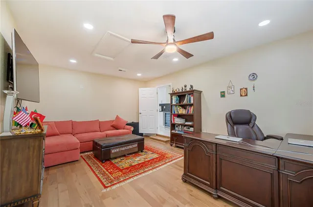 $799,900 | 216 Corbett Road, Lithia, FL 33547