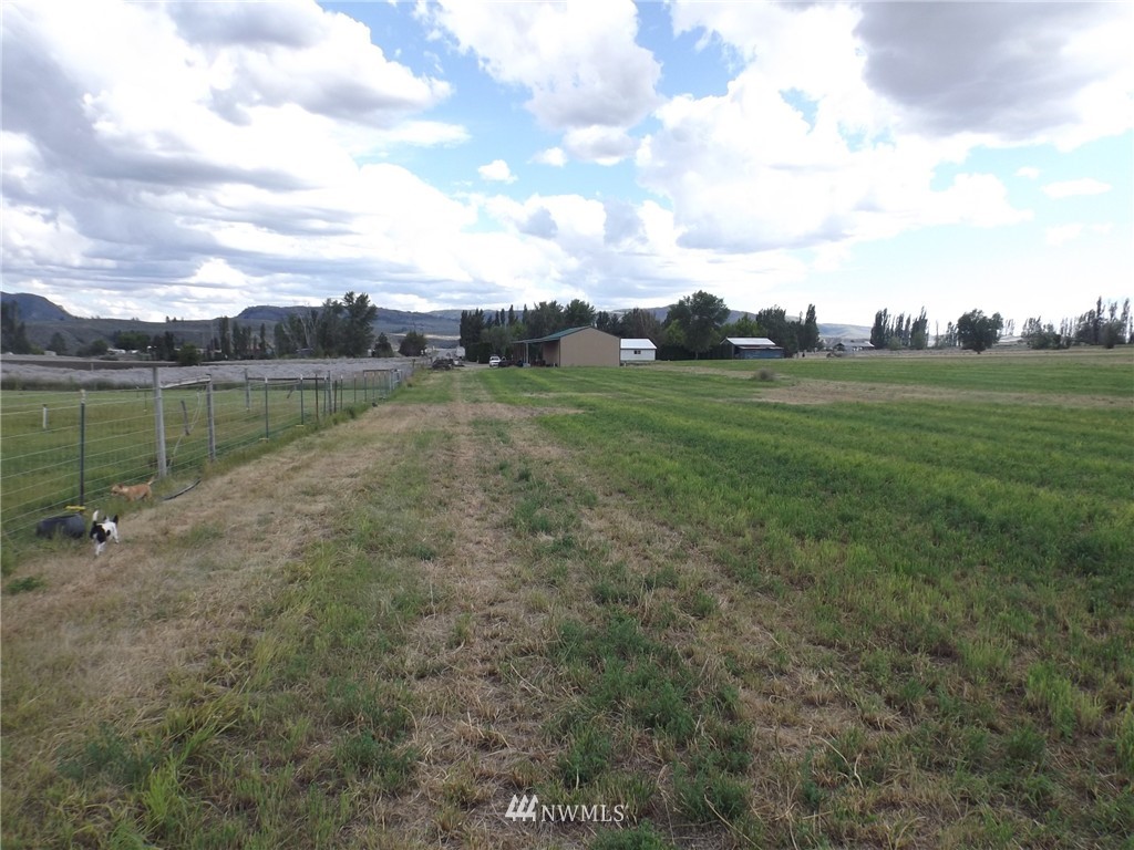 2-3 4 Engh Road Omak, WA 98841 - Photo 7 of 18 Gallery Image 7