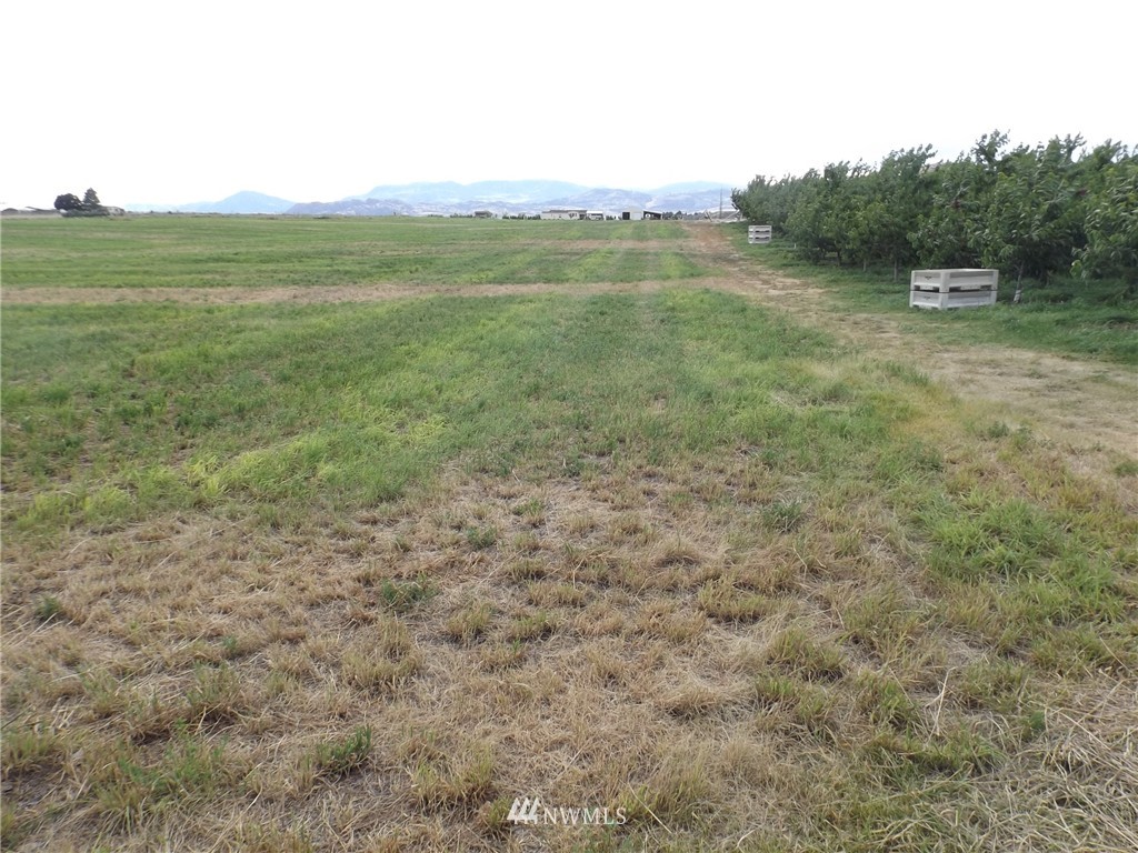 2-3 4 Engh Road Omak, WA 98841 - Photo 8 of 18 Gallery Image 8