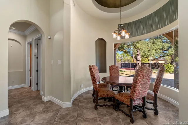 $1,100,000 | 31113 Knotty Grv Drive, Boerne, TX 78015