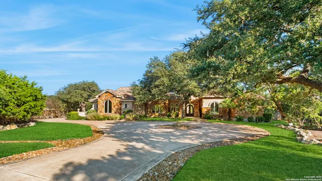 $1,100,000 | 31113 Knotty Grv Drive, Boerne, TX 78015
