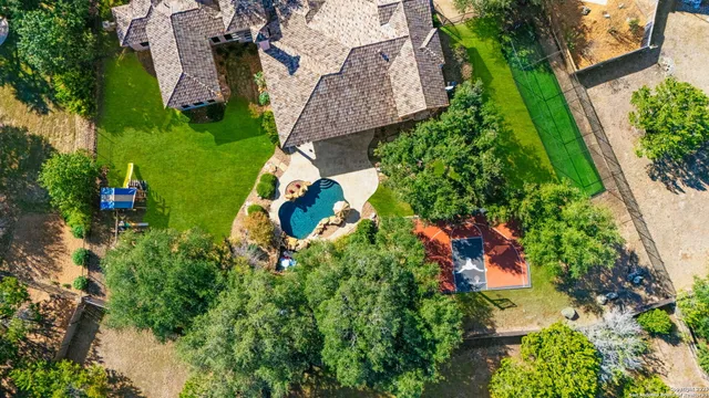 $1,100,000 | 31113 Knotty Grv Drive, Boerne, TX 78015