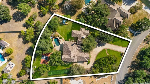 $1,100,000 | 31113 Knotty Grv Drive, Boerne, TX 78015