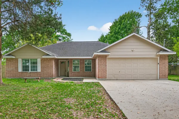 $1,795 | 11655 Lakeview Manor Drive, Willis, TX 77318