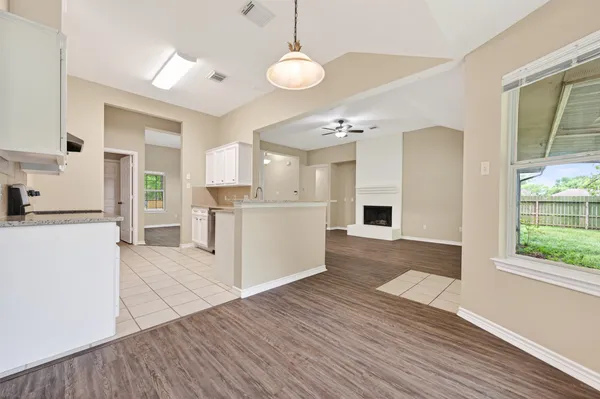 $1,795 | 11655 Lakeview Manor Drive, Willis, TX 77318