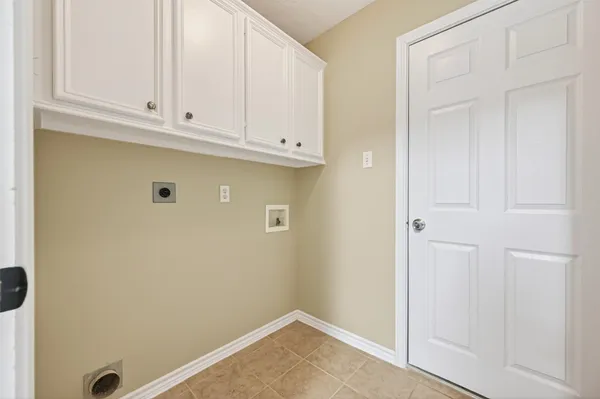 $1,795 | 11655 Lakeview Manor Drive, Willis, TX 77318