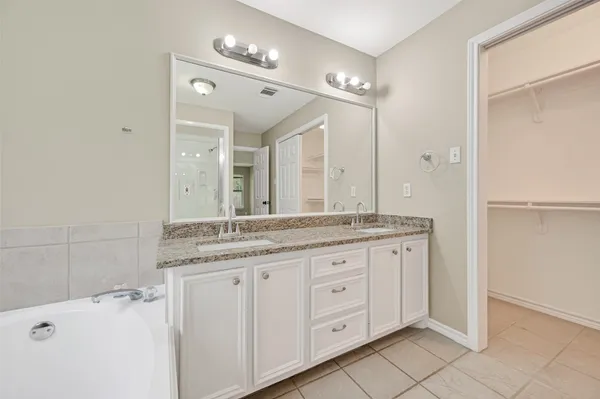 $1,795 | 11655 Lakeview Manor Drive, Willis, TX 77318