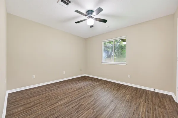 $1,795 | 11655 Lakeview Manor Drive, Willis, TX 77318