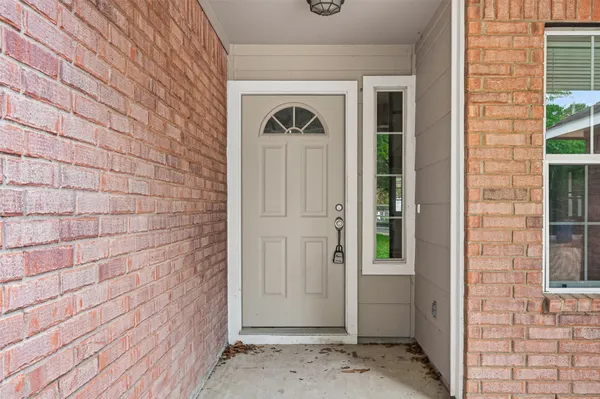 $1,795 | 11655 Lakeview Manor Drive, Willis, TX 77318