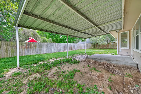 $1,795 | 11655 Lakeview Manor Drive, Willis, TX 77318