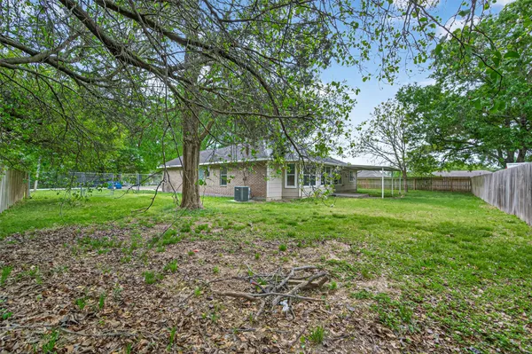 $1,795 | 11655 Lakeview Manor Drive, Willis, TX 77318