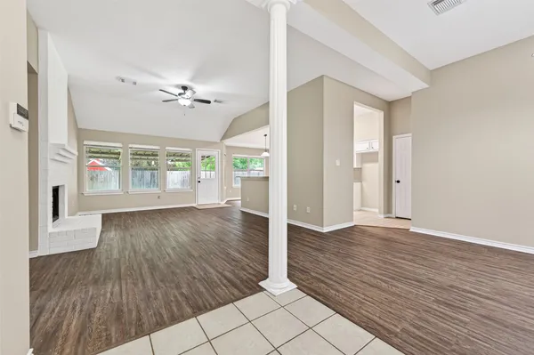 $1,795 | 11655 Lakeview Manor Drive, Willis, TX 77318