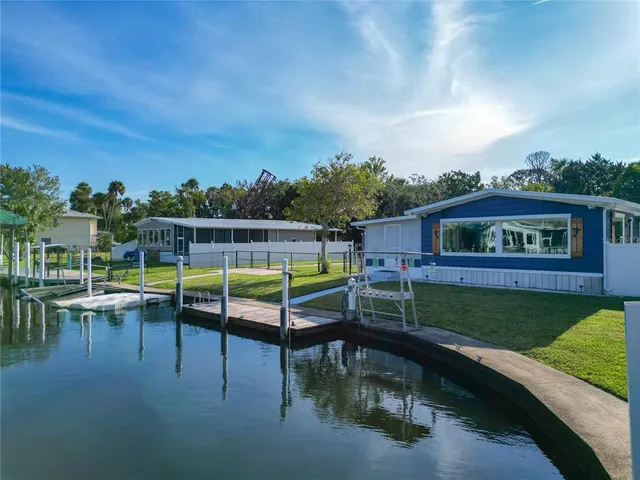 $474,000 | 2550 North Comanche Point, Crystal River, FL 34429