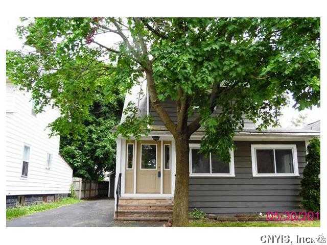 264 Wayland Road Salina, NY 13208 - Photo 1 of 1 Exterior Front