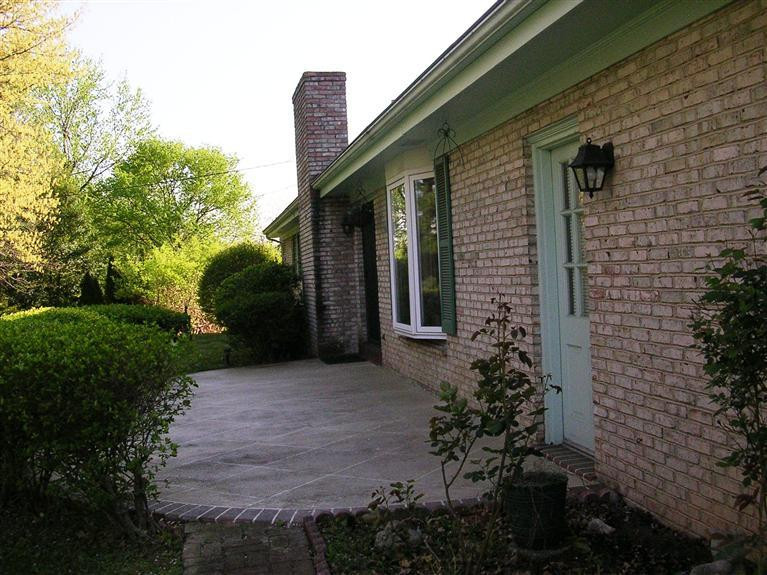 3200 Tates Creek Road Lexington, KY 40502 - Photo 3 of 18 Photo 3