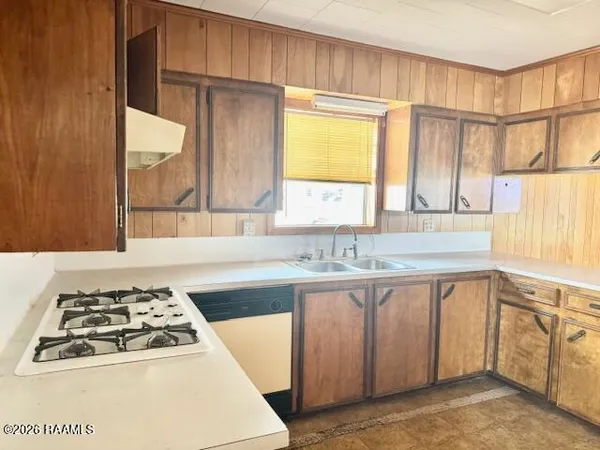 $1,400 | 948 Mary, Opelousas, LA 70570