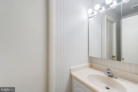 $795,000 | 6712 Langston Blvd., Unit C, Arlington, VA 22205
