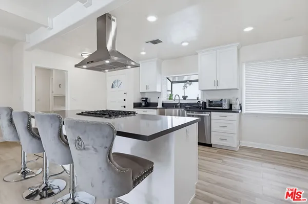 $5,700 | 9209 Paramount Boulevard, Downey, CA 90240