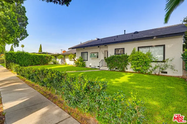 $5,700 | 9209 Paramount Boulevard, Downey, CA 90240